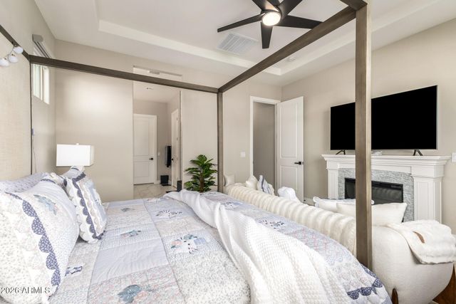 18578 W SAPIUM Way, Goodyear, AZ 85338