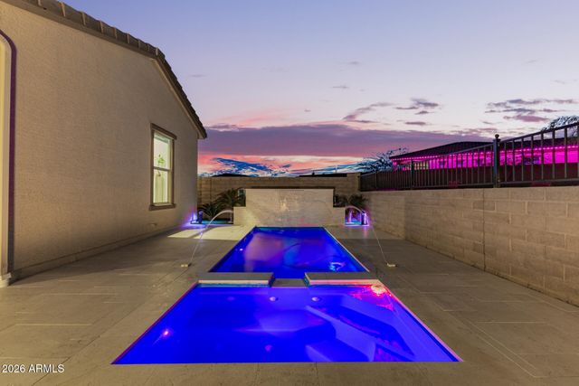 18578 W SAPIUM Way, Goodyear, AZ 85338