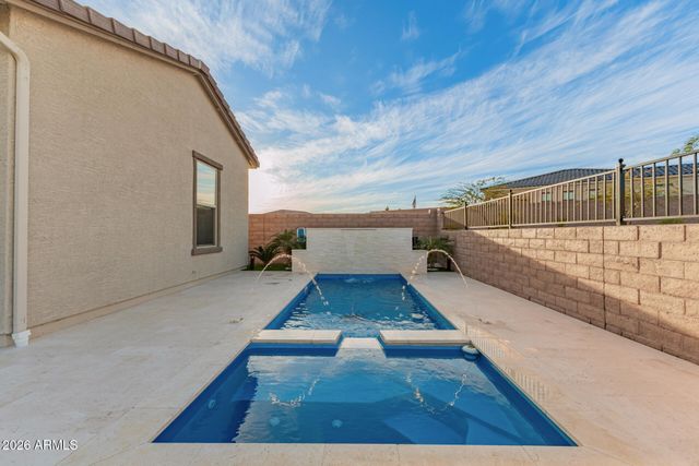 18578 W SAPIUM Way, Goodyear, AZ 85338