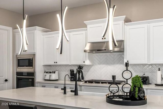 18578 W SAPIUM Way, Goodyear, AZ 85338