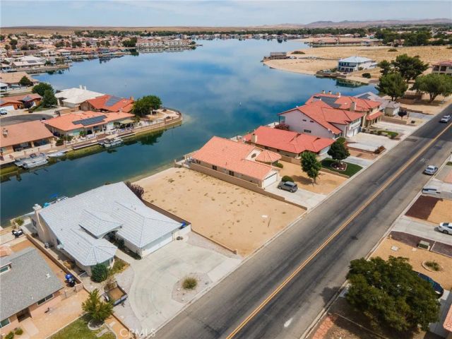 26938 Lakeview, Helendale, CA 92342