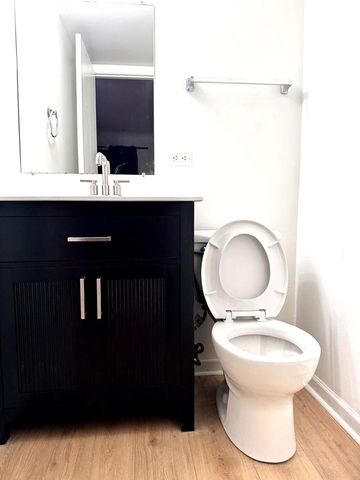 124 Klein Creek Court D, Carol Stream, IL 60188