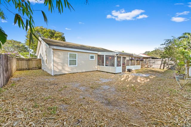 7902 Burlwood Lane, Lake Worth, FL 33467