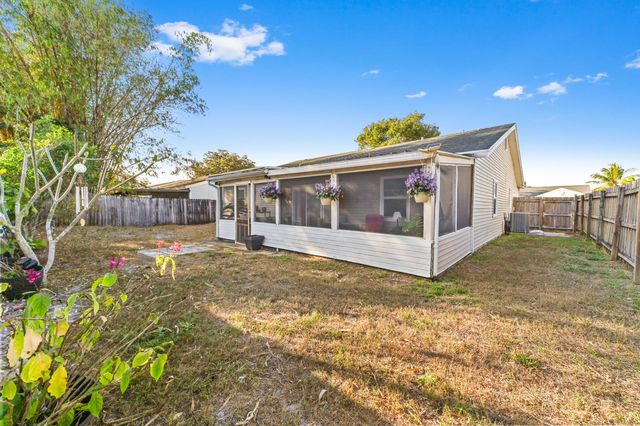 7902 Burlwood Lane, Lake Worth, FL 33467