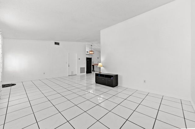 7902 Burlwood Lane, Lake Worth, FL 33467