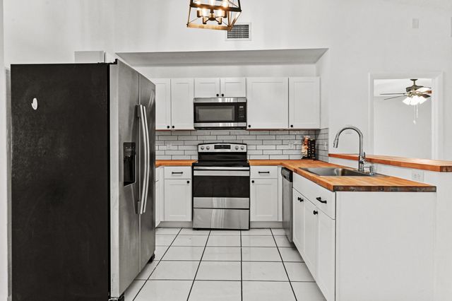 7902 Burlwood Lane, Lake Worth, FL 33467