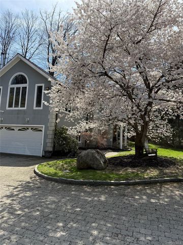493 Chappaqua Road, Briarcliff Manor, NY 10510