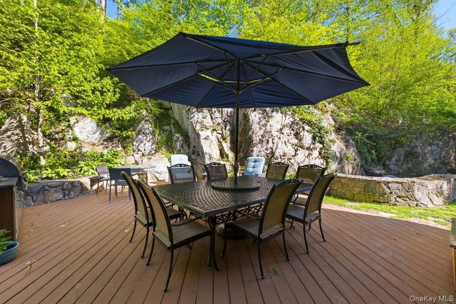 493 Chappaqua Road, Briarcliff Manor, NY 10510