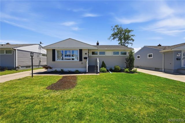 85 Bonnett Avenue, Tonawanda, NY 14150