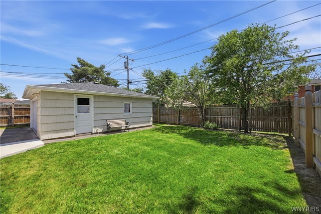 85 Bonnett Avenue, Tonawanda, NY 14150