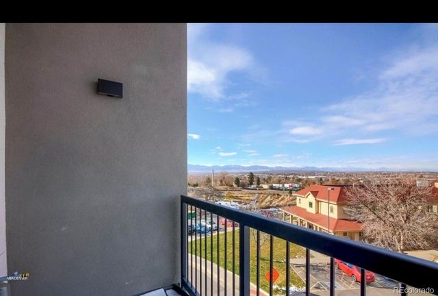 2876 W 53rd Avenue 306, Denver, CO 80221