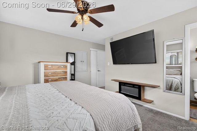 14242 Foch Street, Livonia, MI 48154