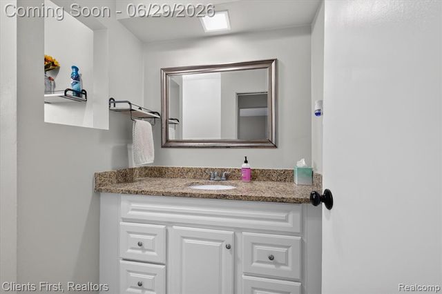 14242 Foch Street, Livonia, MI 48154