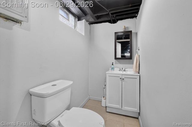 14242 Foch Street, Livonia, MI 48154