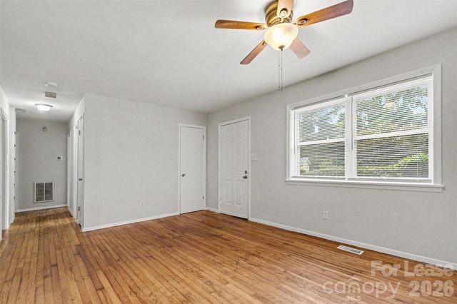 9131 Feldbank Drive, Charlotte, NC 28216