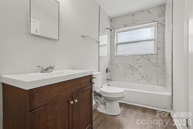 9131 Feldbank Drive, Charlotte, NC 28216