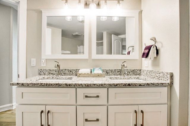 800 Sandcastle Dr 216, Port Aransas, TX 78373