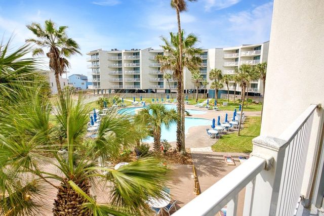 800 Sandcastle Dr 216, Port Aransas, TX 78373