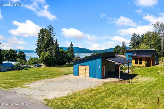 307 Cedar ST, Hope, ID 83836