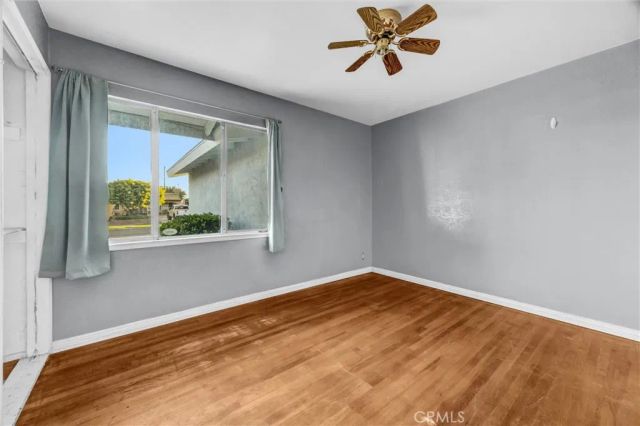 4409 Oakfield, Santa Ana, CA 92703