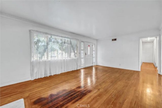 4409 Oakfield, Santa Ana, CA 92703