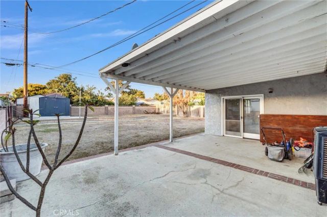 4409 Oakfield, Santa Ana, CA 92703