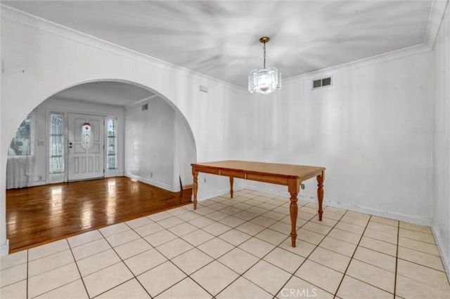 4409 Oakfield, Santa Ana, CA 92703