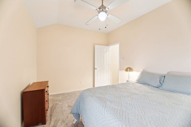 208 Wenrick Drive, Roanoke, TX 76262