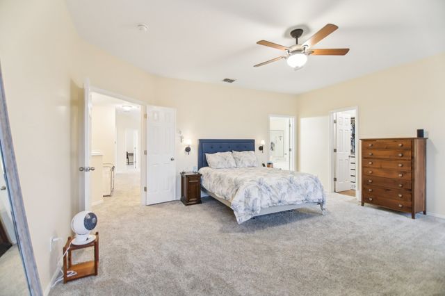 208 Wenrick Drive, Roanoke, TX 76262