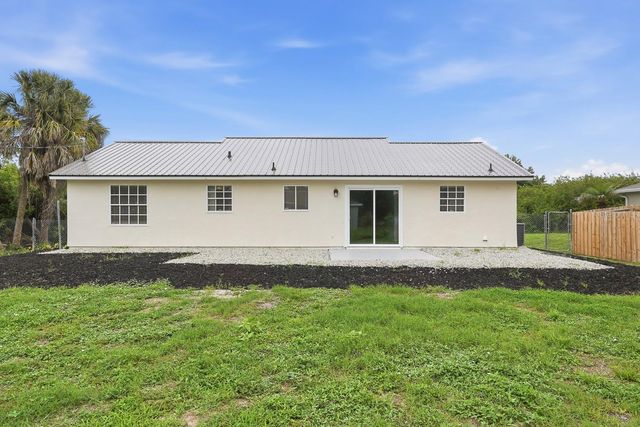 18083 REGAN AVENUE, Port Charlotte, FL 33948