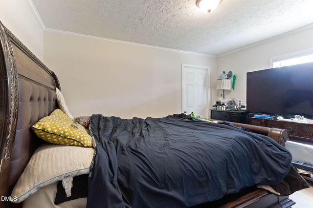 33 Chadburn Road, Lumberton, NC 28360