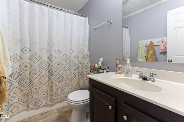 33 Chadburn Road, Lumberton, NC 28360