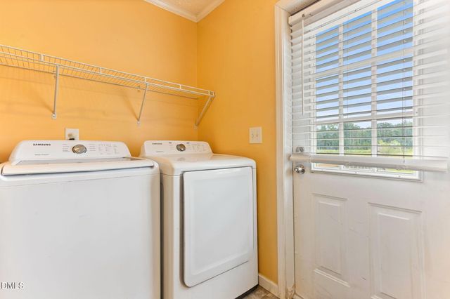 33 Chadburn Road, Lumberton, NC 28360
