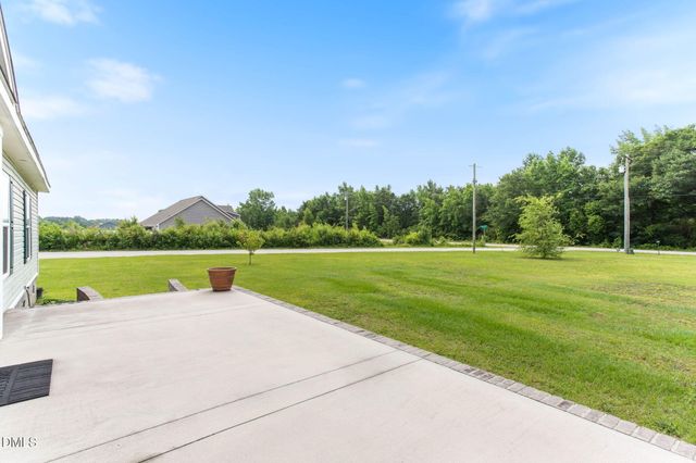 33 Chadburn Road, Lumberton, NC 28360