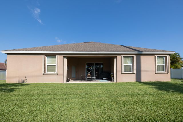 6360 Park Chester Terrace, Vero Beach, FL 32967