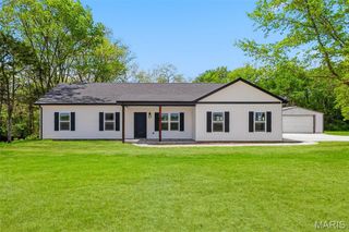 499 S Highway 47, Hawk Point, MO 63349
