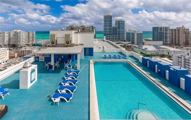 401 69th St 913, Miami Beach, FL 33141