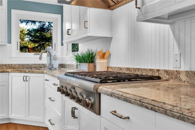 1729 Pacific Avenue, Manhattan Beach, CA 90266