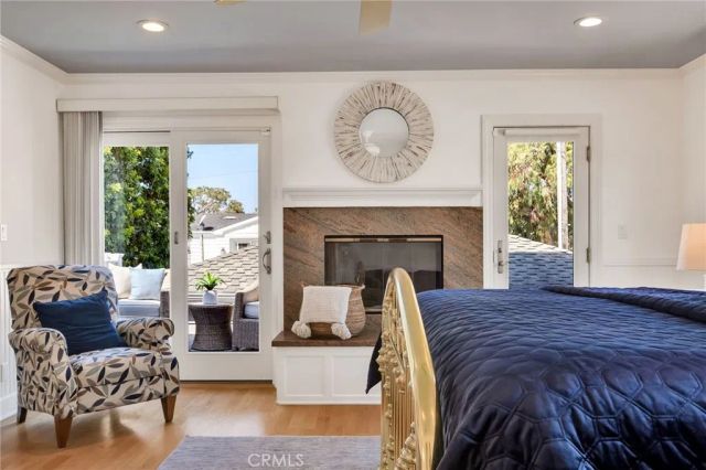 1729 Pacific Avenue, Manhattan Beach, CA 90266