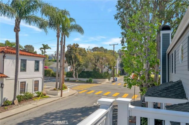 1729 Pacific Avenue, Manhattan Beach, CA 90266