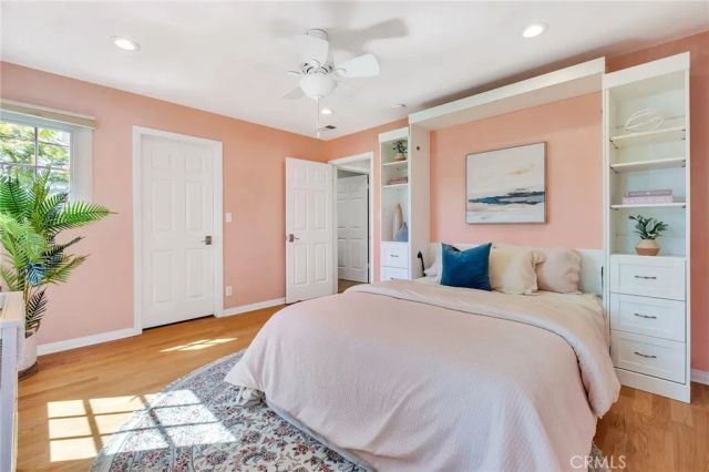 1729 Pacific Avenue, Manhattan Beach, CA 90266