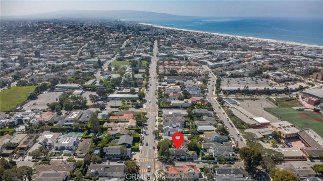 1729 Pacific Avenue, Manhattan Beach, CA 90266