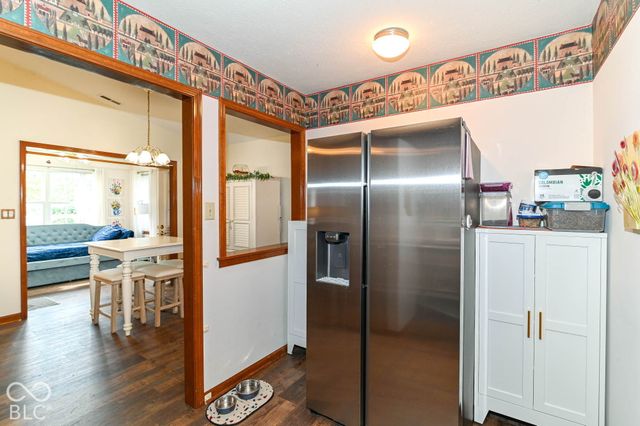 6381 Village Oak Court, Indianapolis, IN 46236