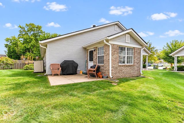 6381 Village Oak Court, Indianapolis, IN 46236