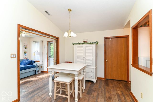 6381 Village Oak Court, Indianapolis, IN 46236