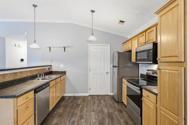 236 Woodbrook Place, Lexington, KY 40511