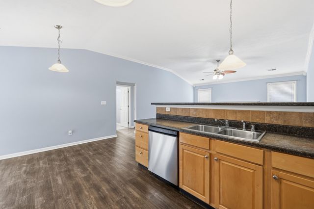 236 Woodbrook Place, Lexington, KY 40511