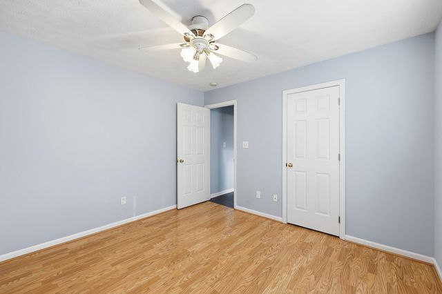 236 Woodbrook Place, Lexington, KY 40511