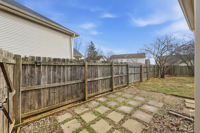 236 Woodbrook Place, Lexington, KY 40511