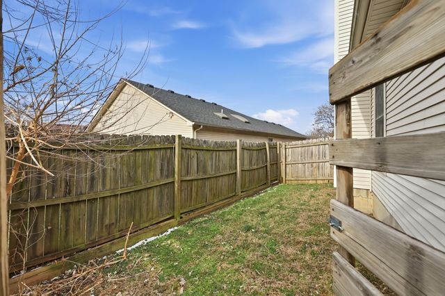 236 Woodbrook Place, Lexington, KY 40511